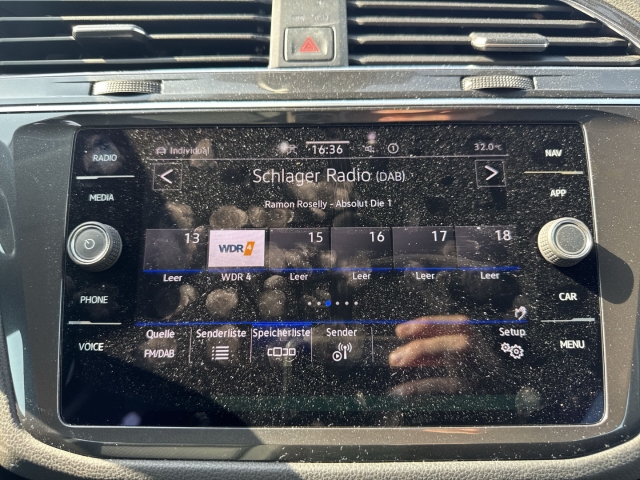 Tiguan 2.0 TDI Active AHK Nav ACC Fahrschulwagen
