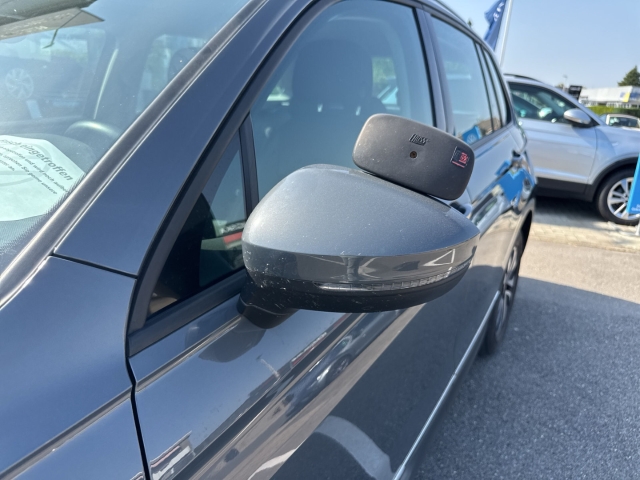 Tiguan 2.0 TDI Active AHK Nav ACC Fahrschulwagen