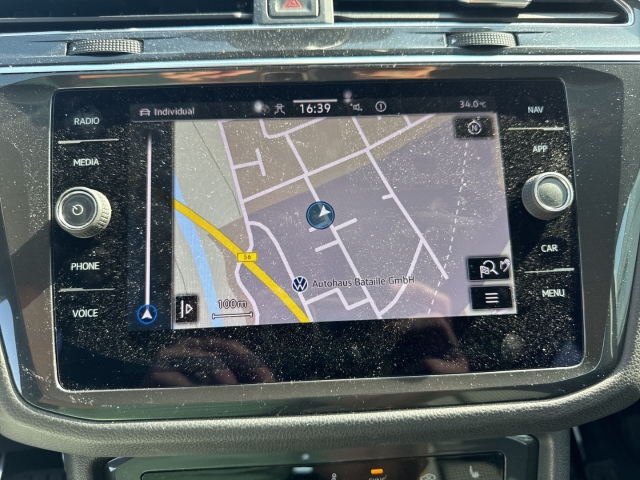 Tiguan 2.0 TDI Active AHK Nav ACC Fahrschulwagen