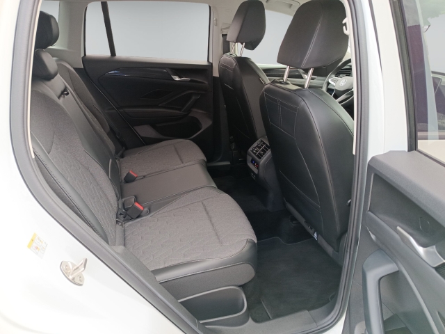 Tiguan Life eTSI 96kW DSG AHK Navi 360 Kamera ACC