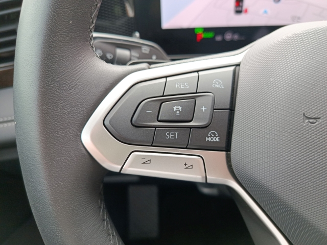 Tiguan Life eTSI 96kW DSG AHK Navi 360 Kamera ACC